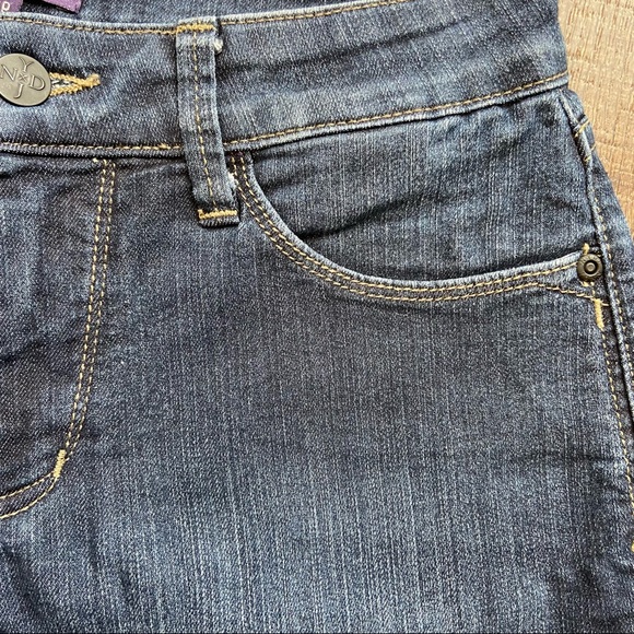 NYDJ Crop Pants Size 4P - Picture 6 of 16